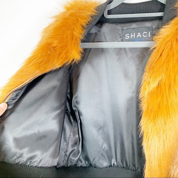 SHACI Bellfast Faux Fur Jacket Size Small - Picture 3 of 7
